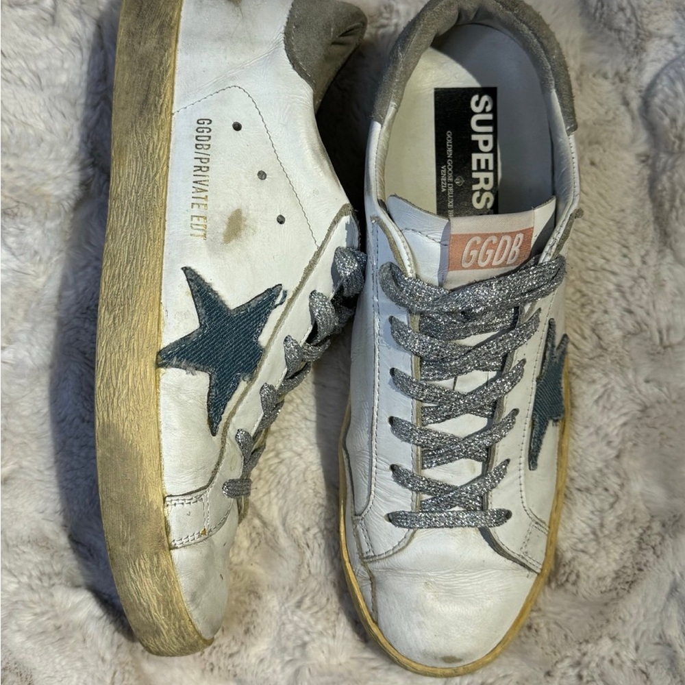 Authentic Golden Goose sneakers size 40…. Good condition